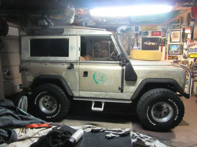 Land Rover LR2 1964 image number 24