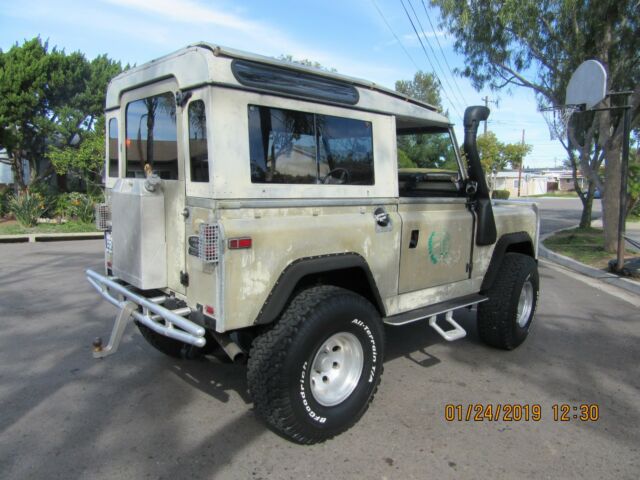 Land Rover LR2 1964 image number 4