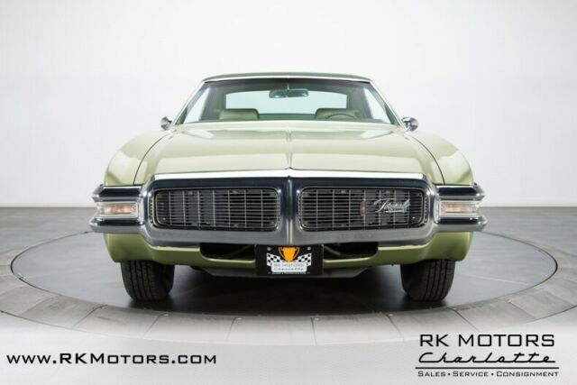 Oldsmobile Toronado 1969 image number 14