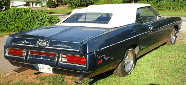 Ford LTD 1972 image number 1