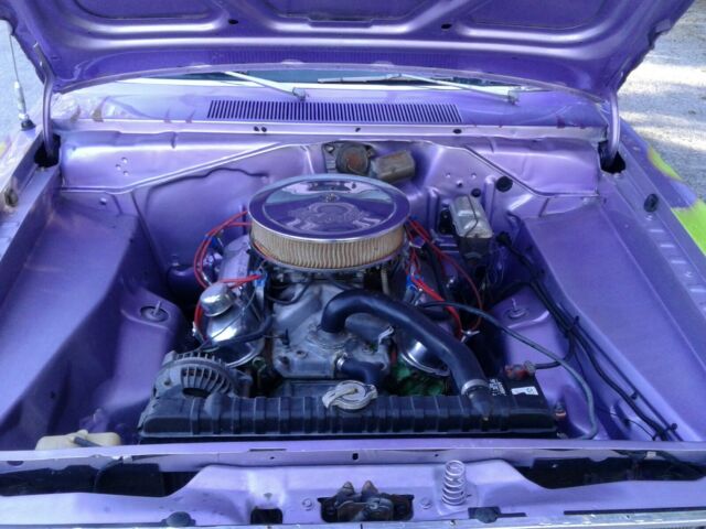 Plymouth Scamp 1972 image number 11