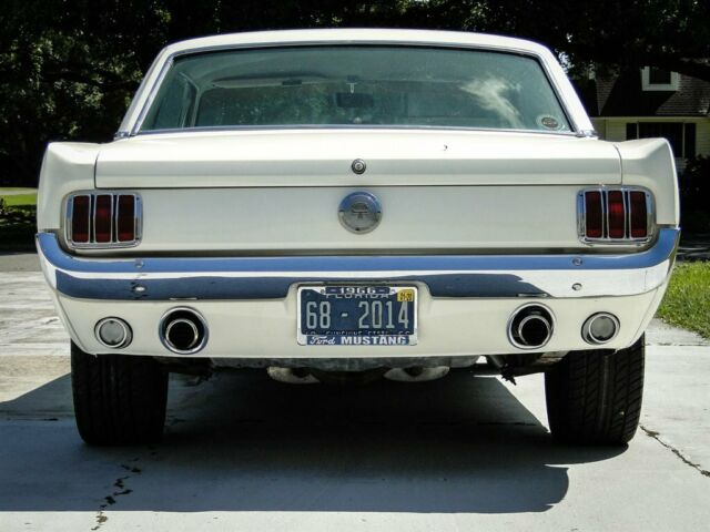 Ford Mustang 1966 image number 7