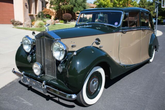 Rolls-Royce Silver Wraith 1948 image number 24