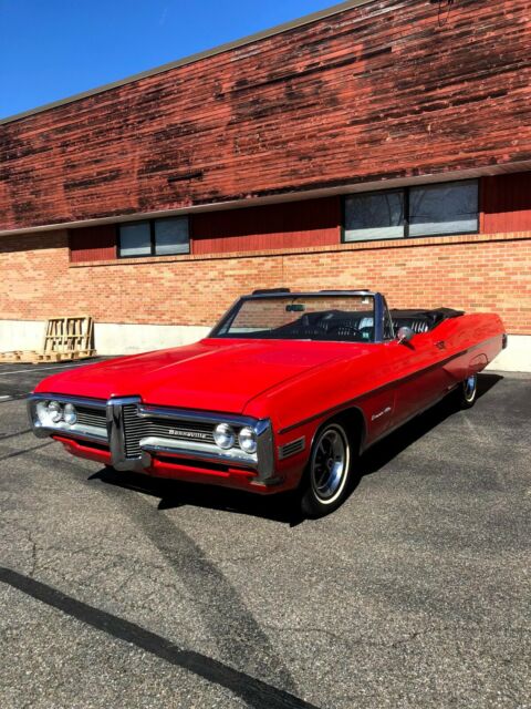 Pontiac Bonneville 1968 image number 14