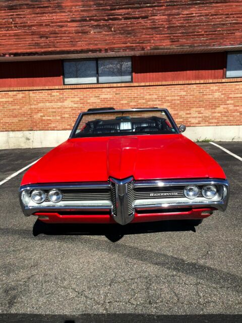 Pontiac Bonneville 1968 image number 15