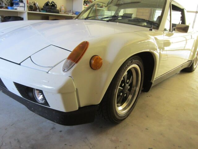 Porsche 914 1976 image number 11