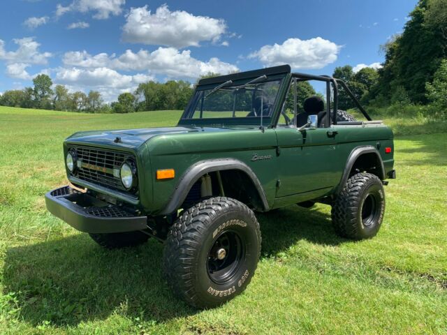 Ford Bronco 1974 image number 0