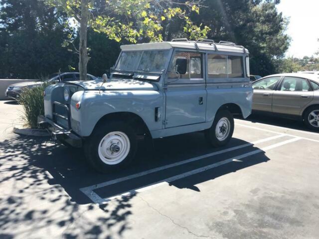 Land Rover Defender 1963 image number 0