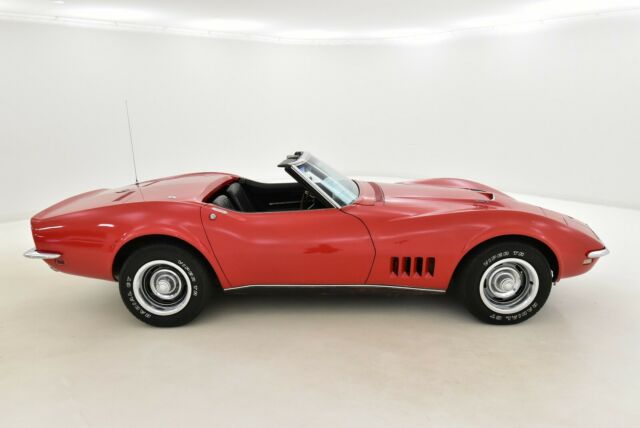 Chevrolet Corvette 1968 image number 1