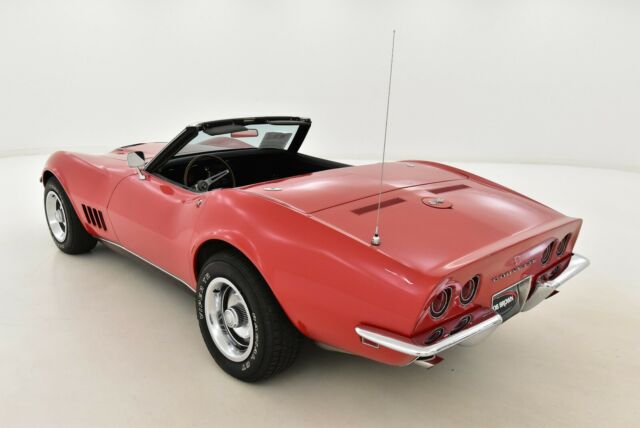 Chevrolet Corvette 1968 image number 22