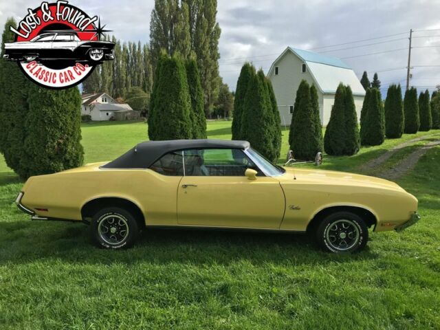 Oldsmobile Cutlass 1972 image number 16