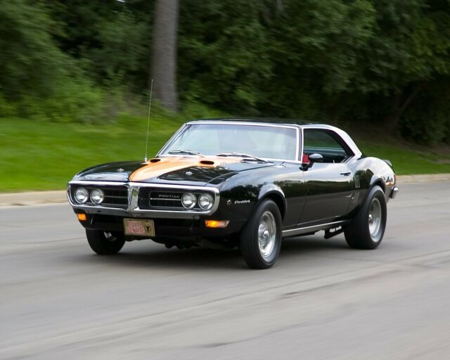 Pontiac Firebird 1968 image number 2