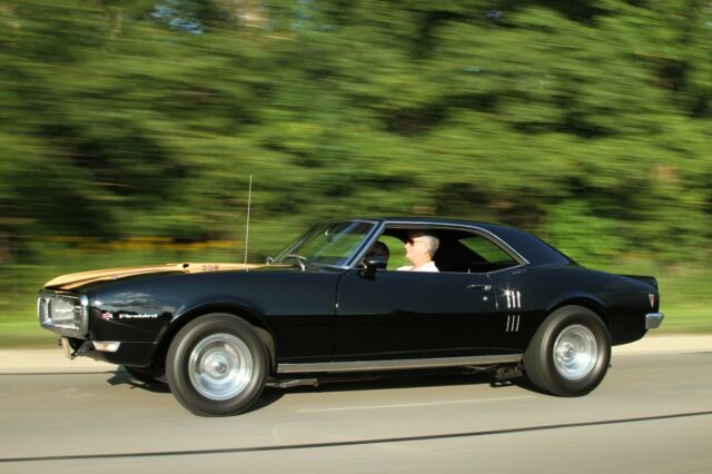 Pontiac Firebird 1968 image number 27