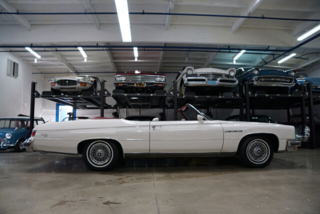 Buick LeSabre Custom Convertible 1975 image number 2