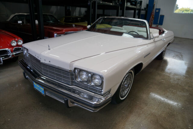 Buick LeSabre Custom Convertible 1975 image number 24