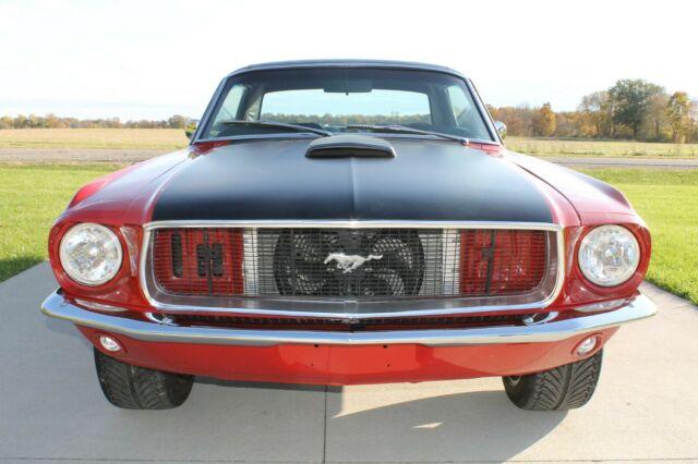 Ford Mustang 1967 image number 2