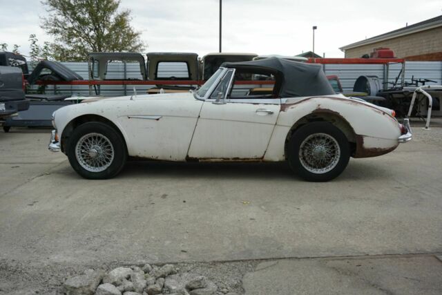 Austin Healey BJ-8 1967 image number 1