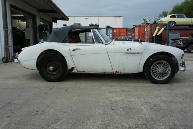 Austin Healey BJ-8 1967 image number 10