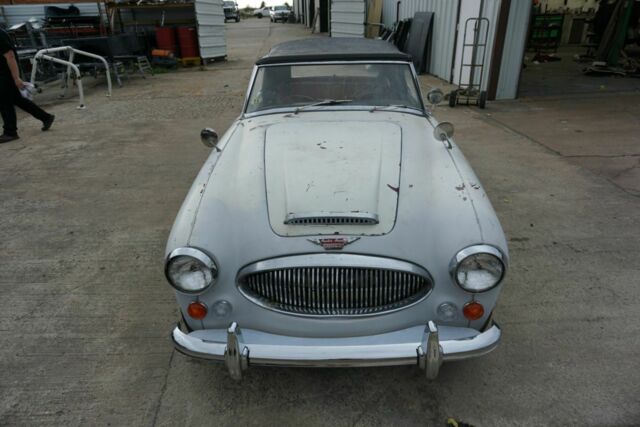 Austin Healey BJ-8 1967 image number 20