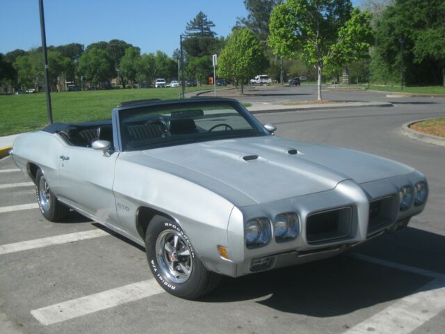 Pontiac GTO 1970 image number 0