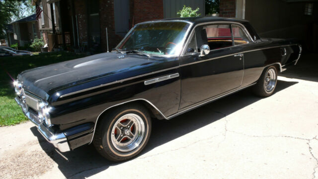 Buick Skylark 1963 image number 2