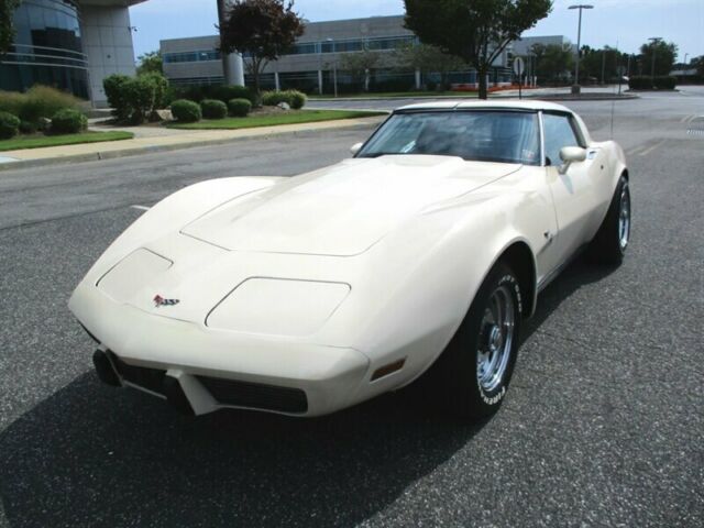 Chevrolet Corvette 1979 image number 0