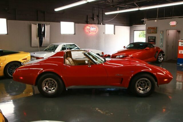 Chevrolet Corvette 1976 image number 5