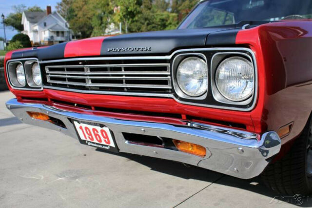 Plymouth Road Runner 1969 image number 20