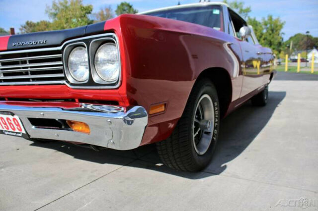 Plymouth Road Runner 1969 image number 21