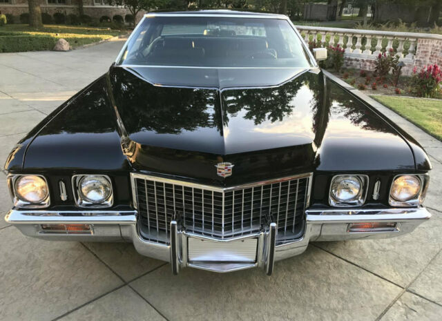 Cadillac DeVille 1971 image number 17