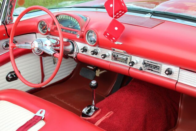 Ford Thunderbird 1955 image number 31