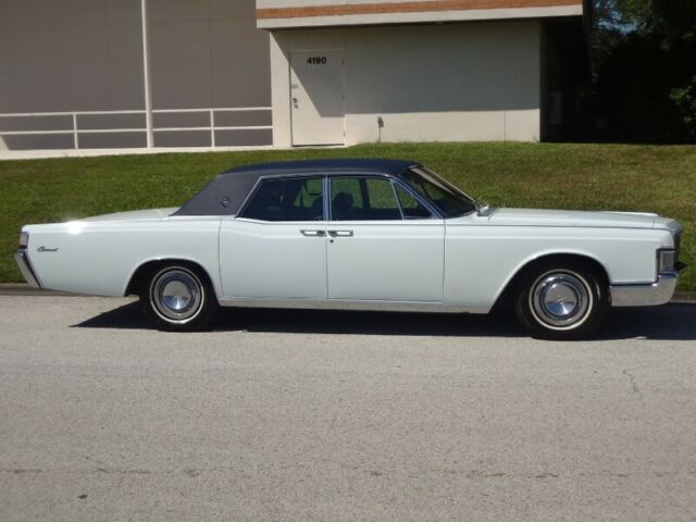 Lincoln Continental 1969 image number 33