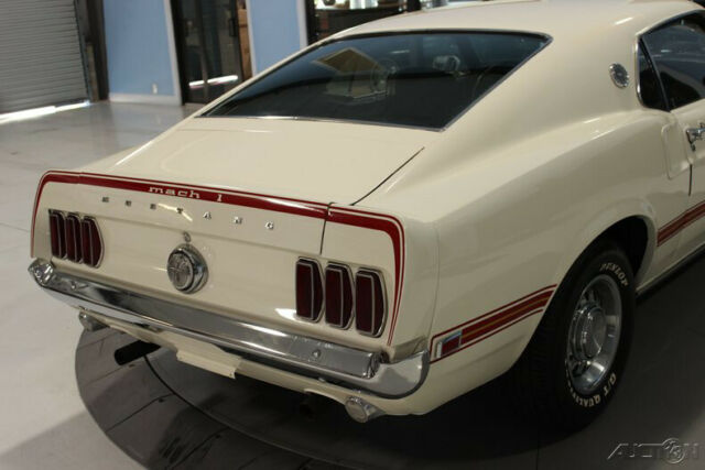 Ford Mustang 1969 image number 19