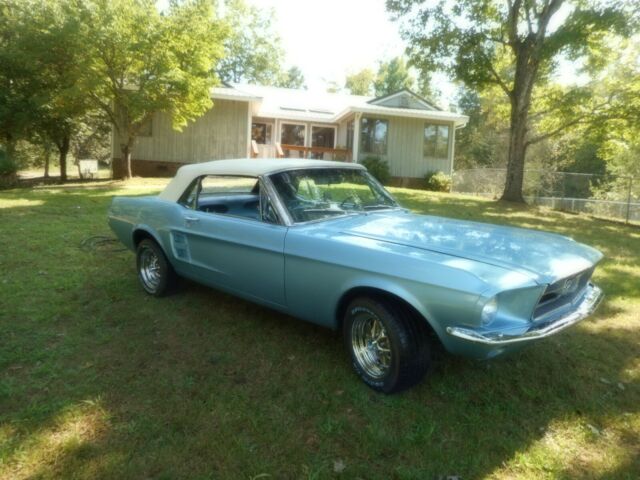 Ford Mustang 1967 image number 0