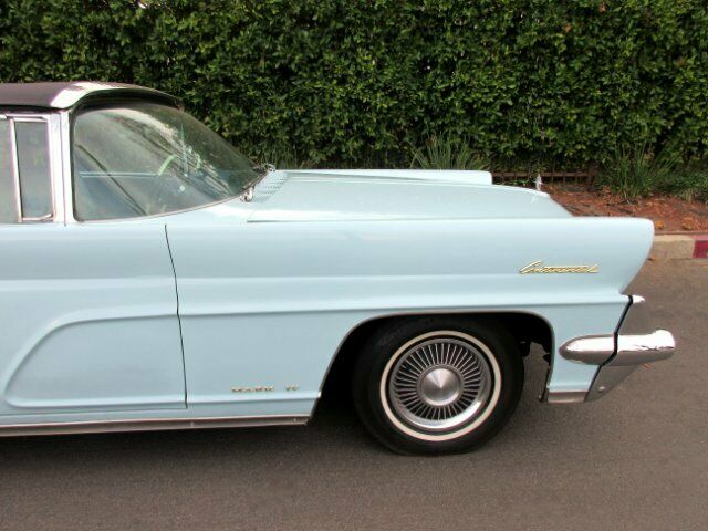 Lincoln Continental 1959 image number 33