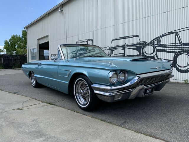 Ford Thunderbird 1965 image number 15