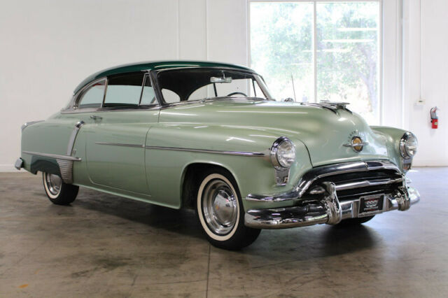 Oldsmobile Eighty-Eight 1951 image number 29