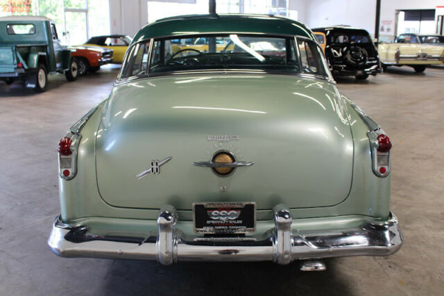 Oldsmobile Eighty-Eight 1951 image number 34