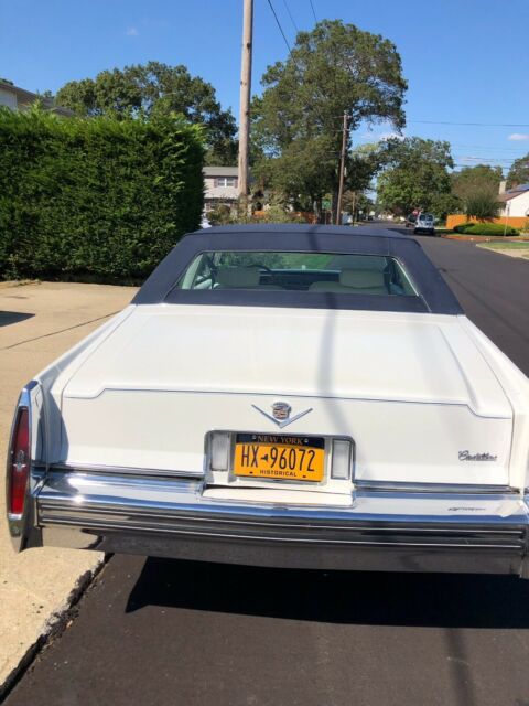 Cadillac DeVille 1979 image number 15