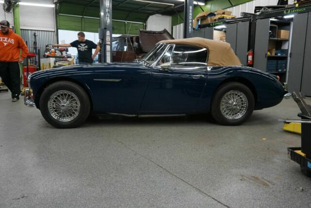 Austin Healey 3000 1966 image number 2