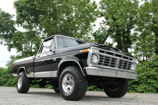 Ford F-100 1973 image number 0