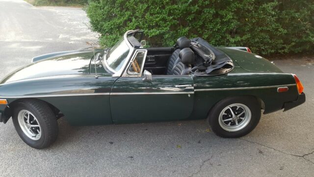 MG MGB 1976 image number 1