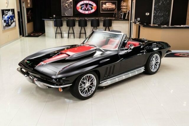 Chevrolet Corvette 1965 image number 4