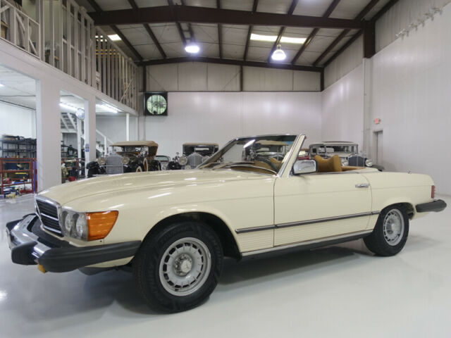 Mercedes-Benz SL-Class 1979 image number 0