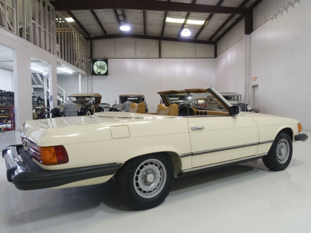 Mercedes-Benz SL-Class 1979 image number 2