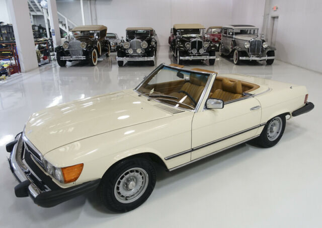 Mercedes-Benz SL-Class 1979 image number 4