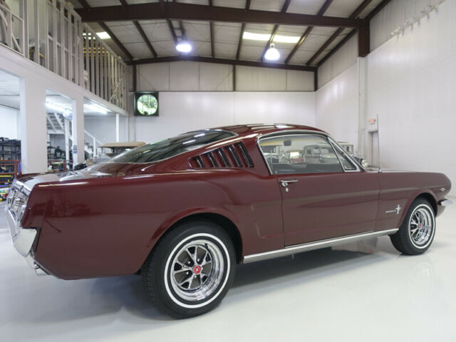 Ford Mustang 1965 image number 2