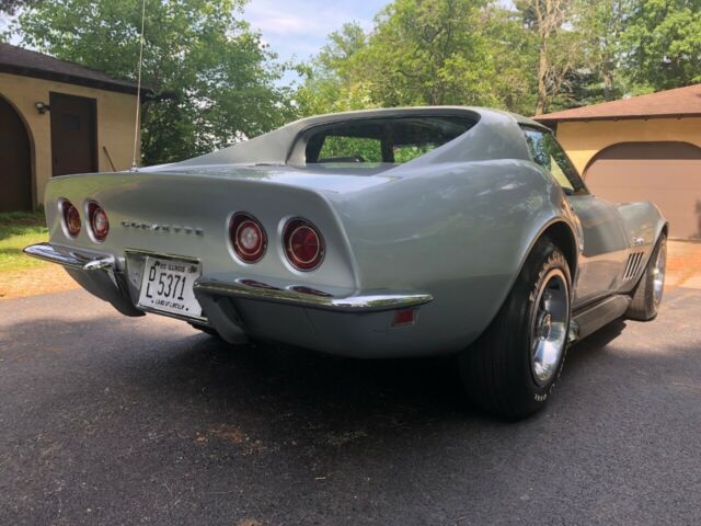 Chevrolet Corvette 1969 image number 19