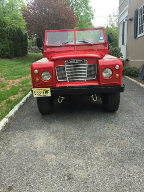 Land Rover Defender 1972 image number 15