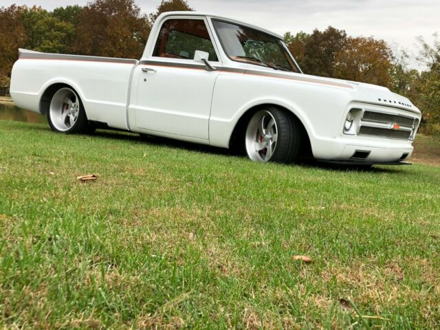 Chevrolet C-10 1967 image number 21